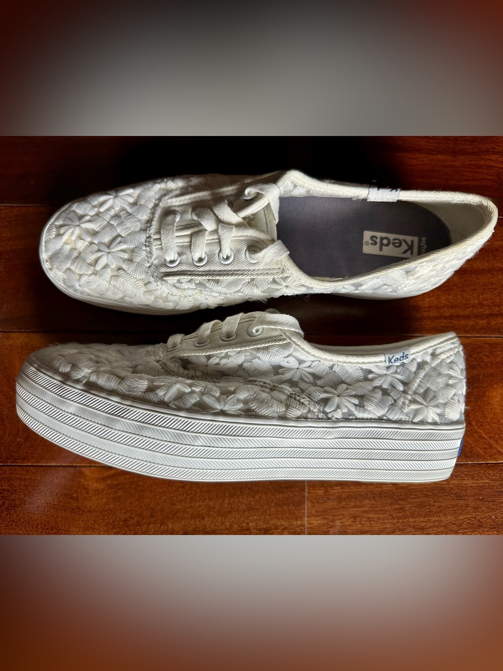 KEDS White CVO Sneakers Floral Platform Low Tops WF64632 Women Size 8